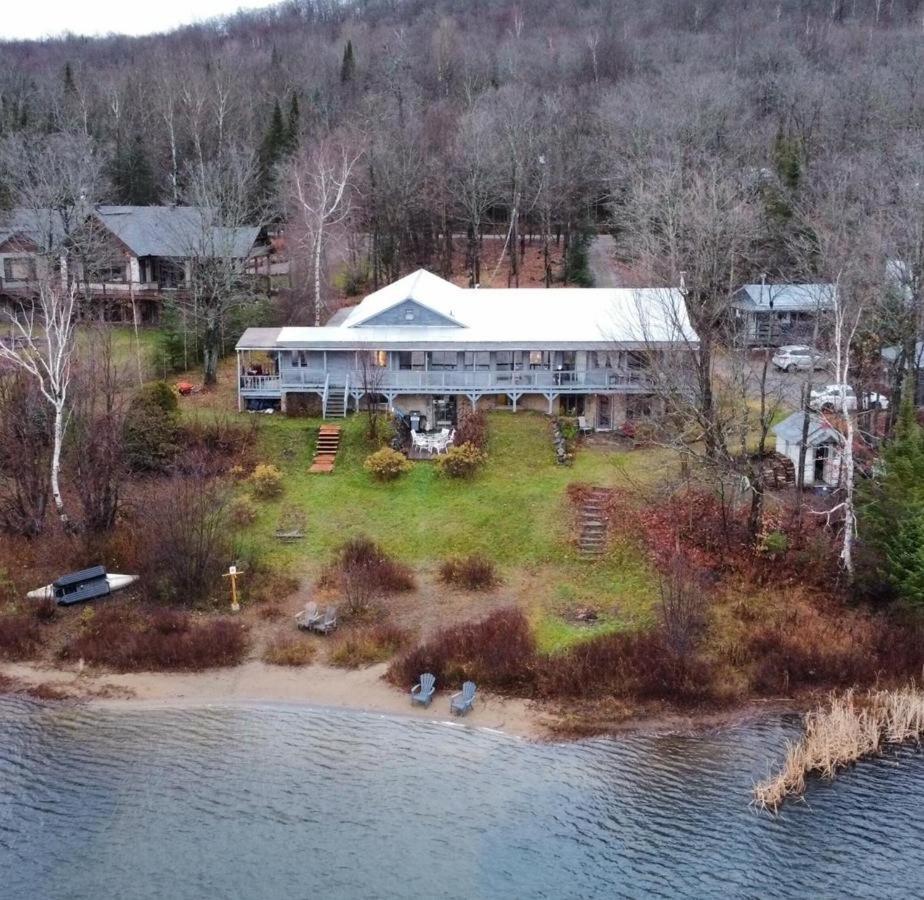 Le Lodge Du Lac Saint-Faustin Bagian luar foto