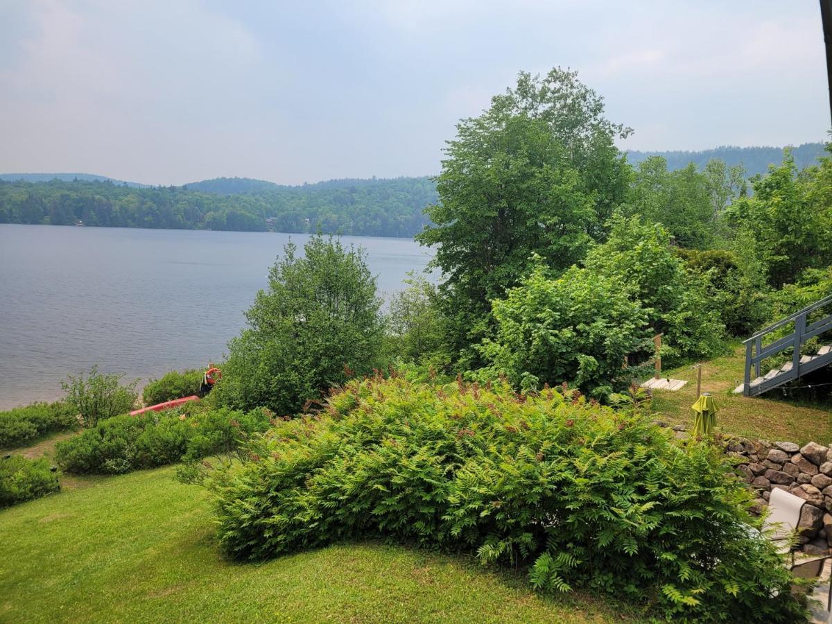 Le Lodge Du Lac Saint-Faustin Bagian luar foto